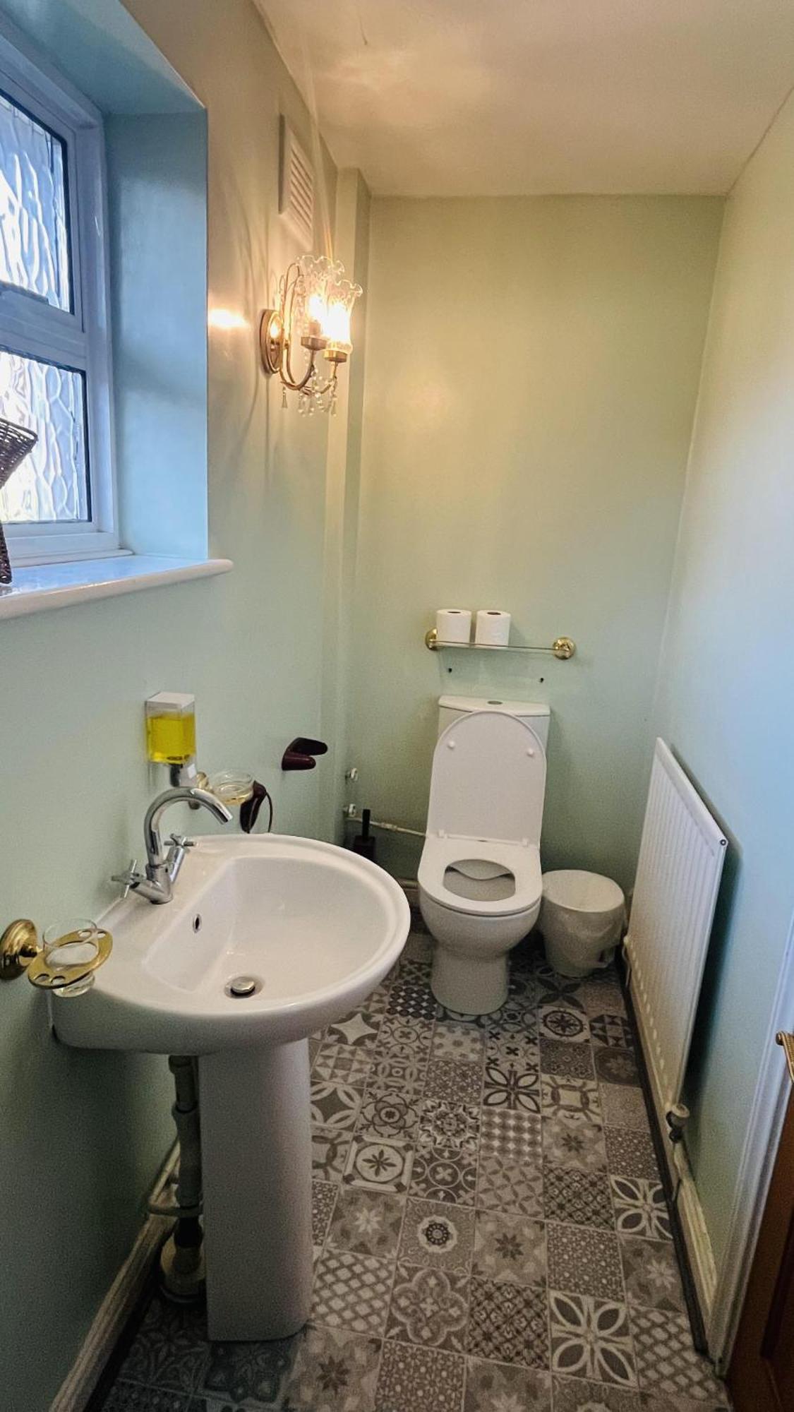 Unwind In Comfort At Cosy Caradus Free Parking Birmingham Exteriör bild